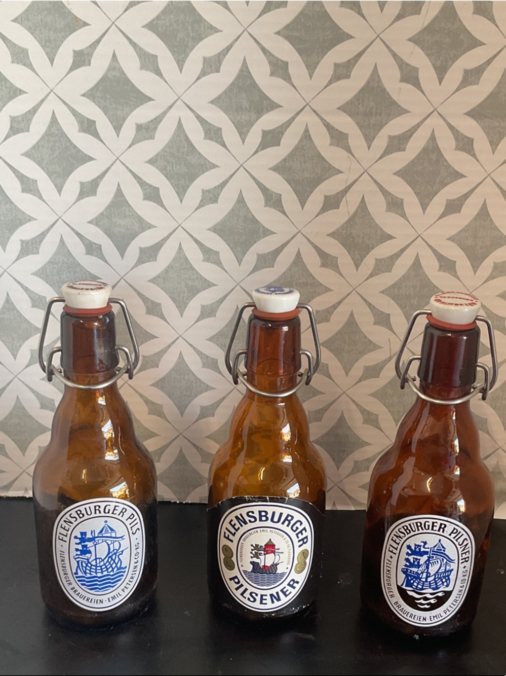 Vintage Pilsener Amber Glass Swing-Top Bottle Set of 3.